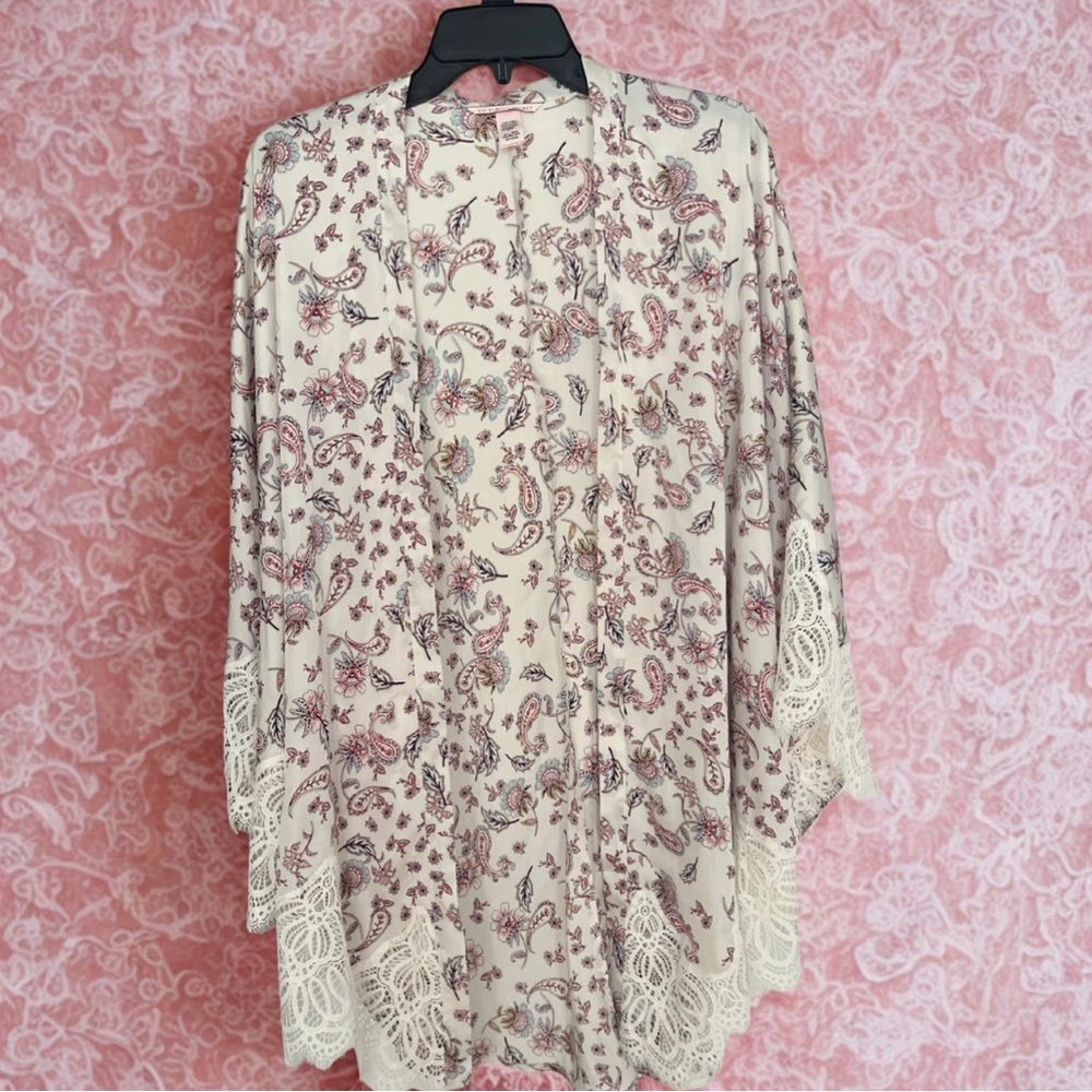 Victoria's Secret Floral Print Kimono